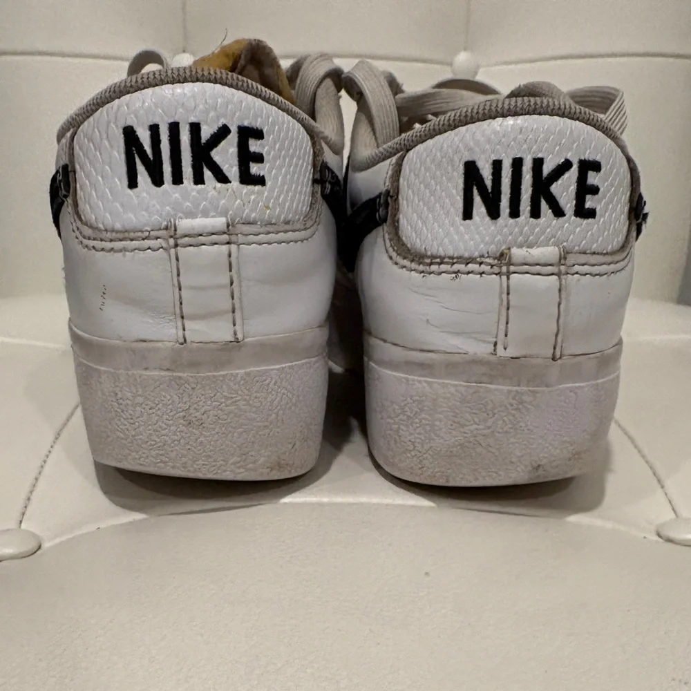 Nike these iconic